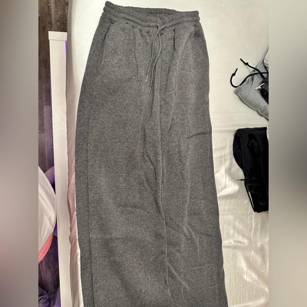 Dark Grey Wide Leg Sweatpants